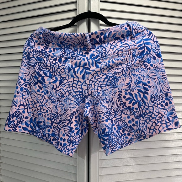 Lilly Pulitzer Shorts - Picture 2 of 2